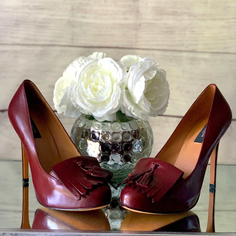 Ann Taylor Designer Pumps